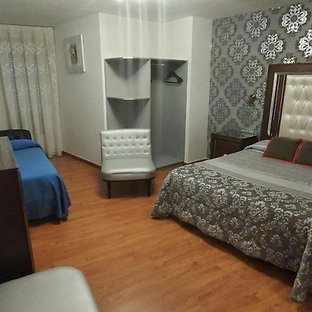 Hostal Del Campo Arévalo Esterno foto