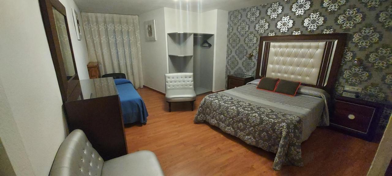 Hostal Del Campo Arévalo Esterno foto